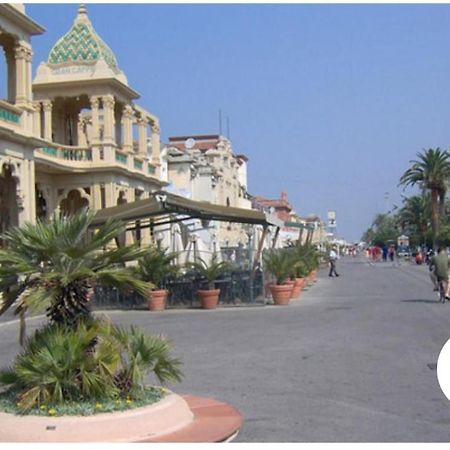 Historical Apartments By Seaside Viareggio Dış mekan fotoğraf