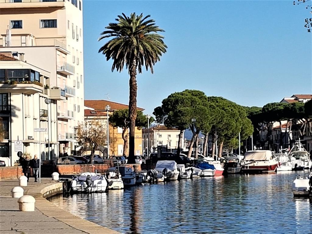 Historical Apartments By Seaside Viareggio Dış mekan fotoğraf